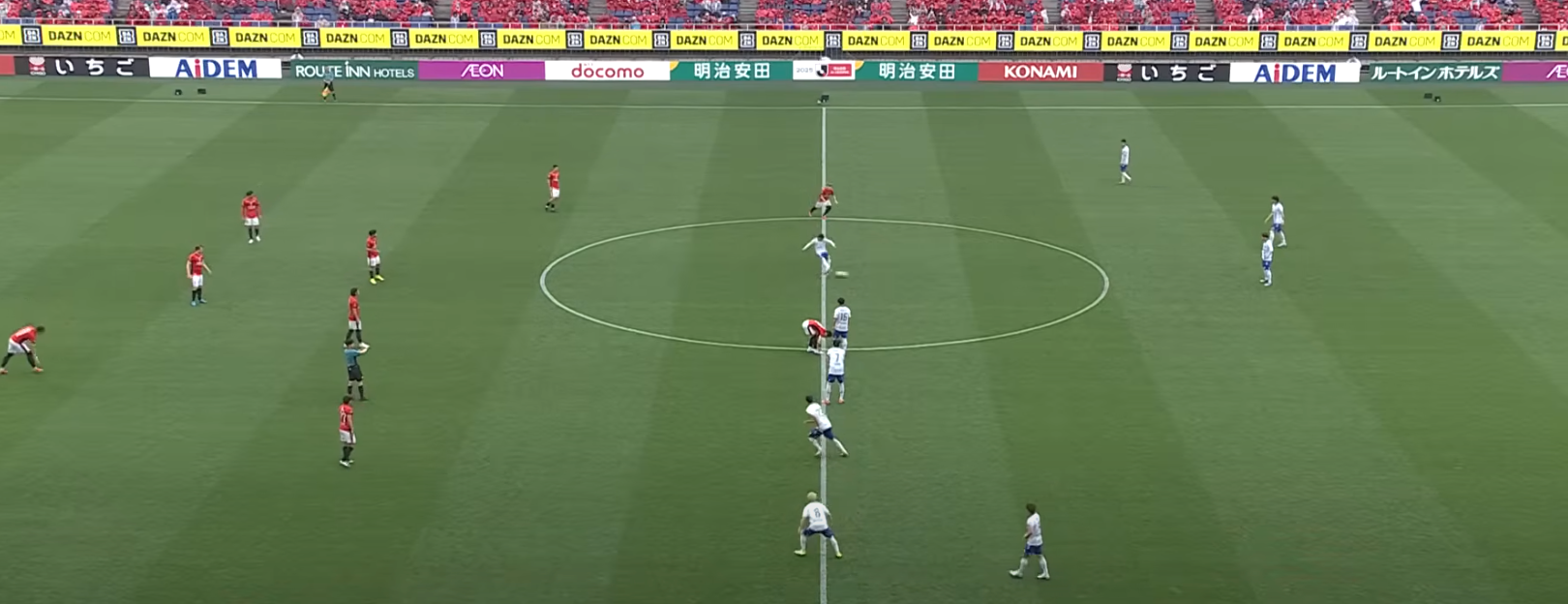 Urawa Red Diamonds: ¡Ojito con este equipazo japonés que apunta a romperla en el Mundial de Clubes 2025! 🔥⚽😉