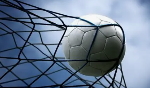 The Science Behind Betting Models: How Data Analysts Predict UEFA Champions League Outcomes